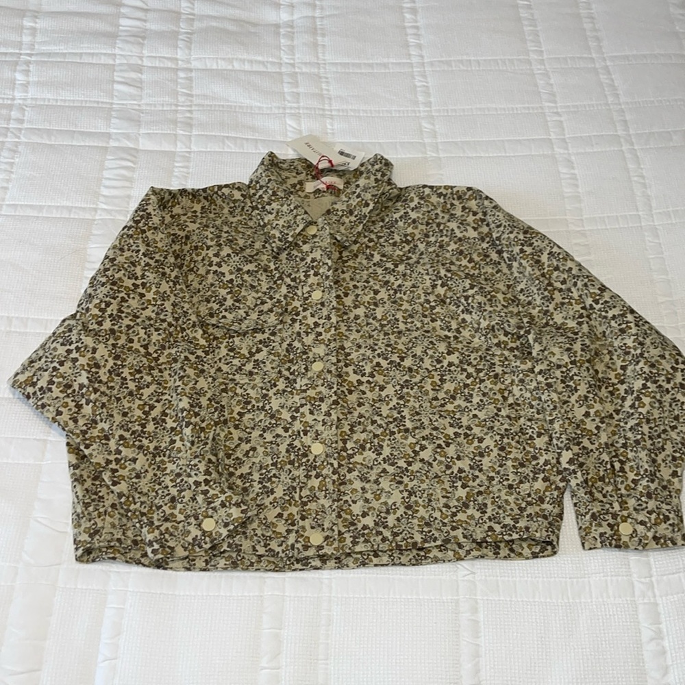 Solitaire Lightweight Denim Floral Eyelet Jacket